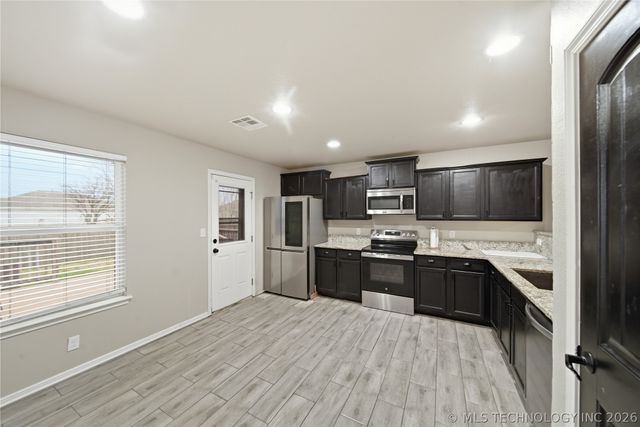 23090 S Jewell Drive, Claremore, OK 74019