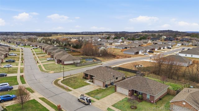 23090 S Jewell Drive, Claremore, OK 74019