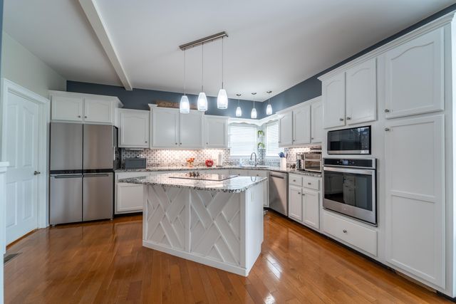 1913 Speedwell Road, Richmond, KY 40475