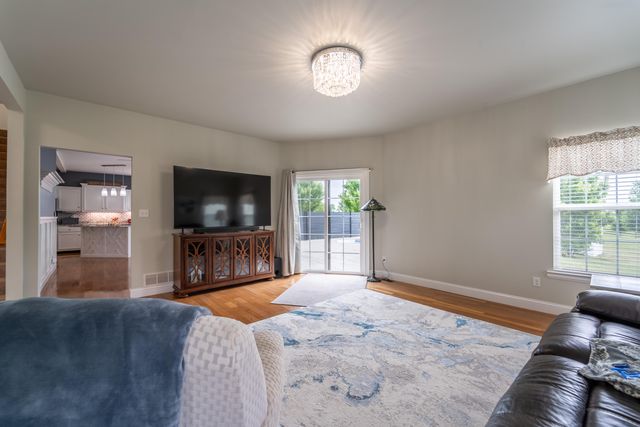 1913 Speedwell Road, Richmond, KY 40475