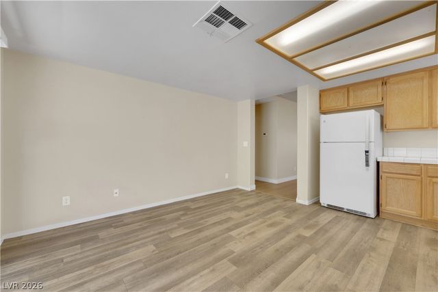 7664 Little Valley Avenue, Las Vegas, NV 89147