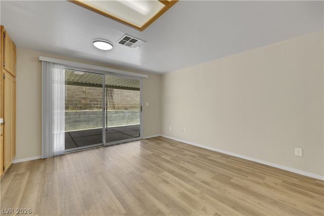 7664 Little Valley Avenue, Las Vegas, NV 89147