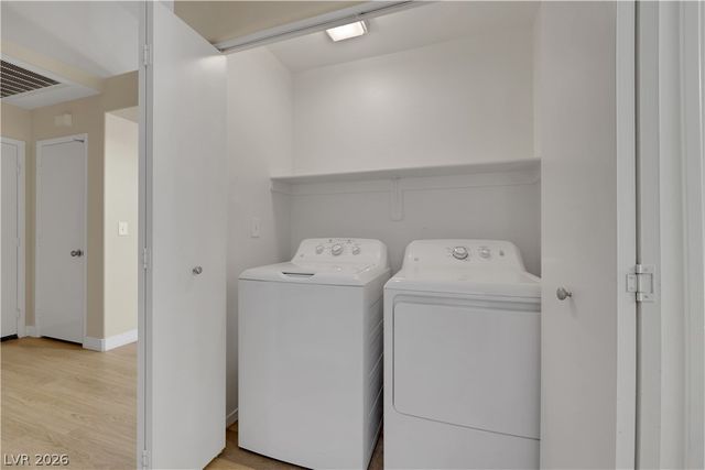 7664 Little Valley Avenue, Las Vegas, NV 89147