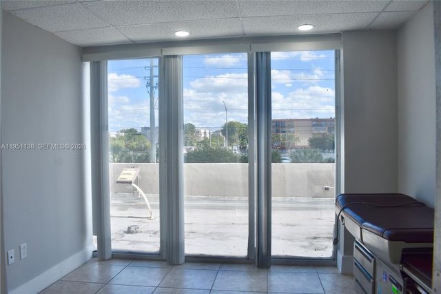 5590 W 20th Ave, Hialeah, FL 33016