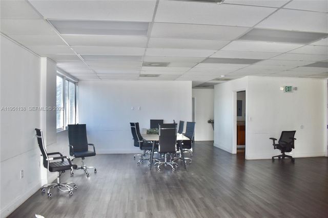 5590 W 20th Ave, Hialeah, FL 33016