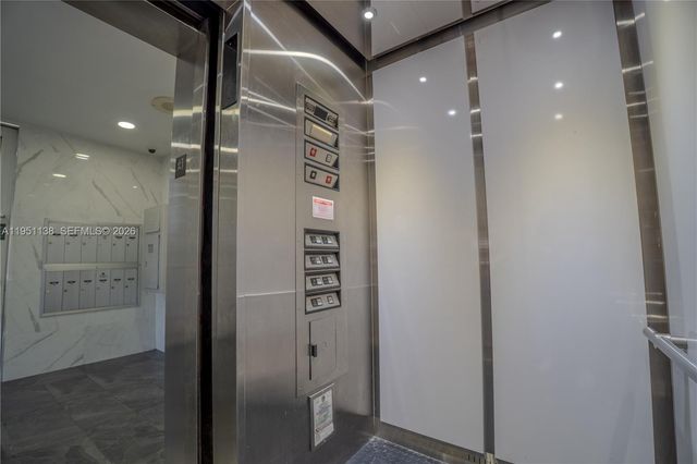 5590 W 20th Ave, Hialeah, FL 33016