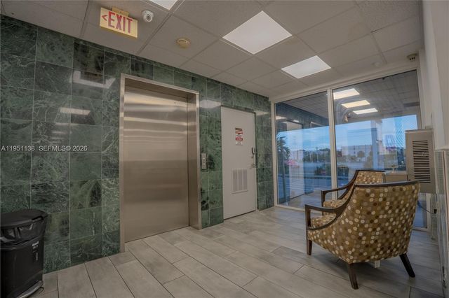 5590 W 20th Ave, Hialeah, FL 33016