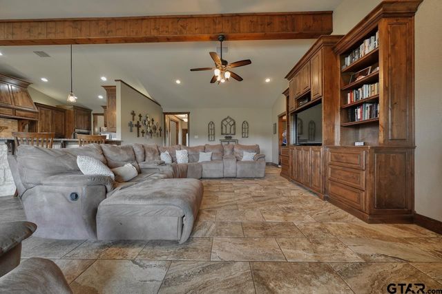 13109 W FM 16, Lindale, TX 75771