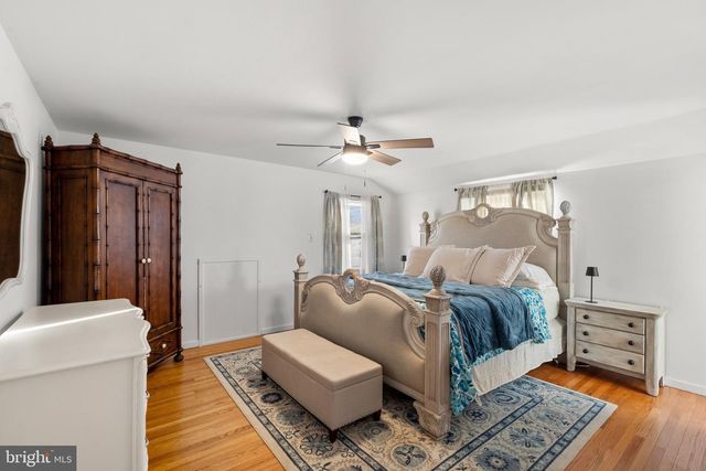 819 HERITAGE RD, Cinnaminson, NJ 08077