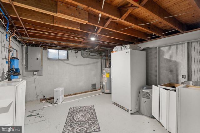 819 HERITAGE RD, Cinnaminson, NJ 08077