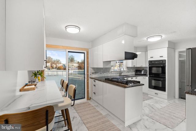 819 HERITAGE RD, Cinnaminson, NJ 08077