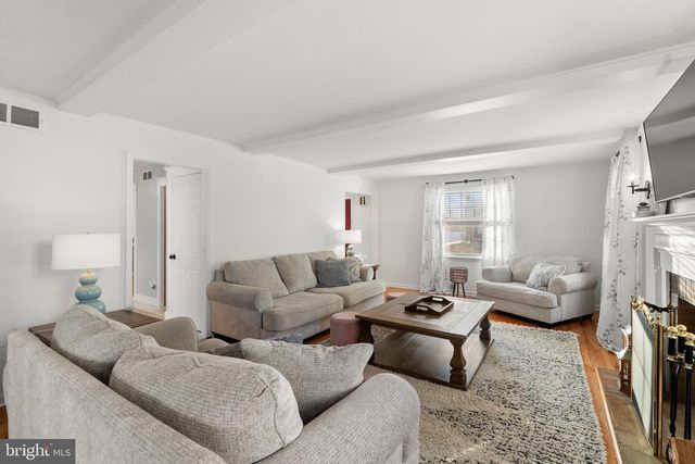 819 HERITAGE RD, Cinnaminson, NJ 08077