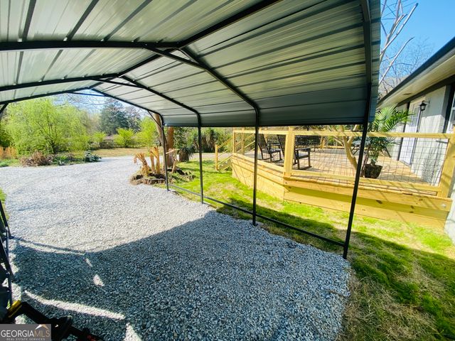 288 Davis Avenue, Toccoa, GA 30577