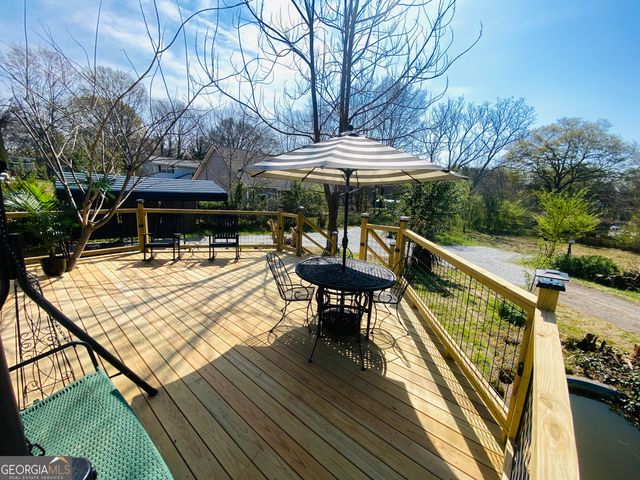 288 Davis Avenue, Toccoa, GA 30577