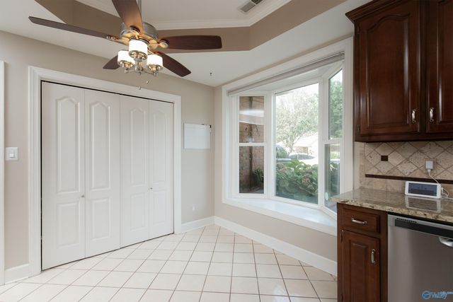 100 Paddington Green, Huntsville, AL 35824