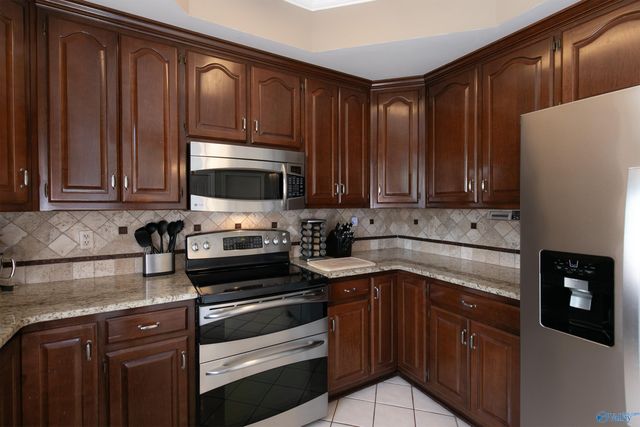 100 Paddington Green, Huntsville, AL 35824