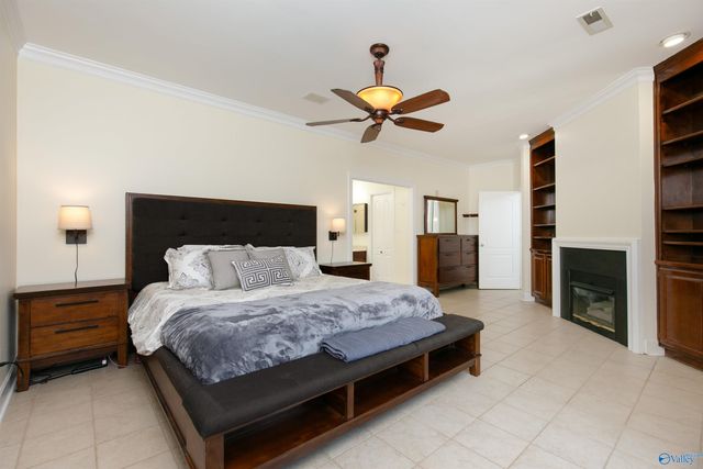 100 Paddington Green, Huntsville, AL 35824
