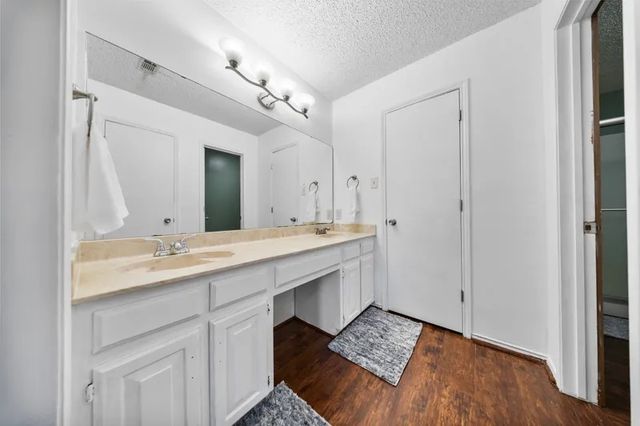 8085 Jackson Road, Krum, TX 76249