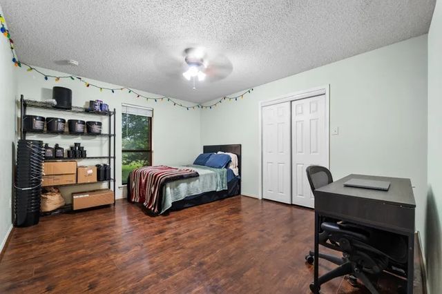 8085 Jackson Road, Krum, TX 76249