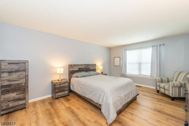 110 Arbor Way, Branchburg Twp., NJ 08876