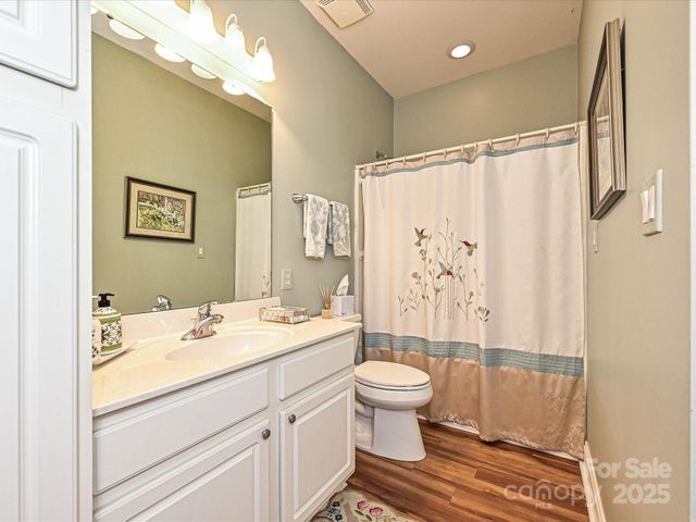 407 Ridgely Green Drive, Pineville, NC 28134