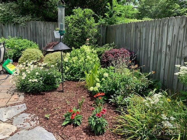 407 Ridgely Green Drive, Pineville, NC 28134