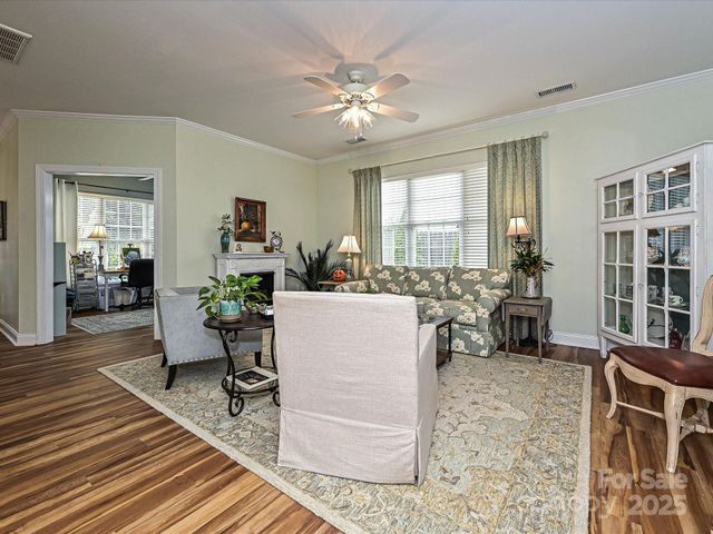 407 Ridgely Green Drive, Pineville, NC 28134