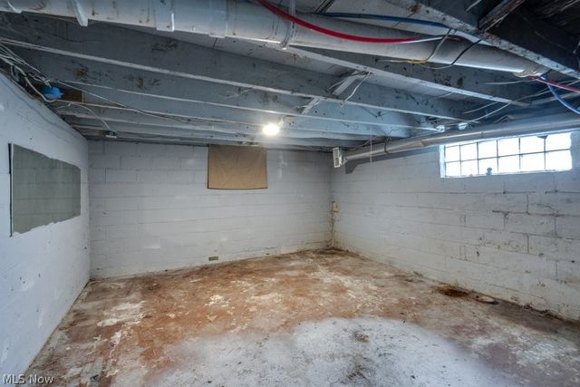 815 Seneca Street NE, Massillon, OH 44646