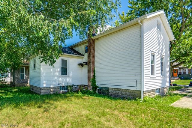 815 Seneca Street NE, Massillon, OH 44646