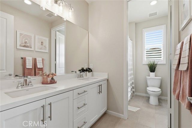 36 Jarano Street, Rancho Mission Viejo, CA 92694