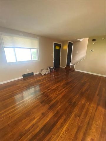 2047 Chalfant, Wilkinsburg, PA 15221