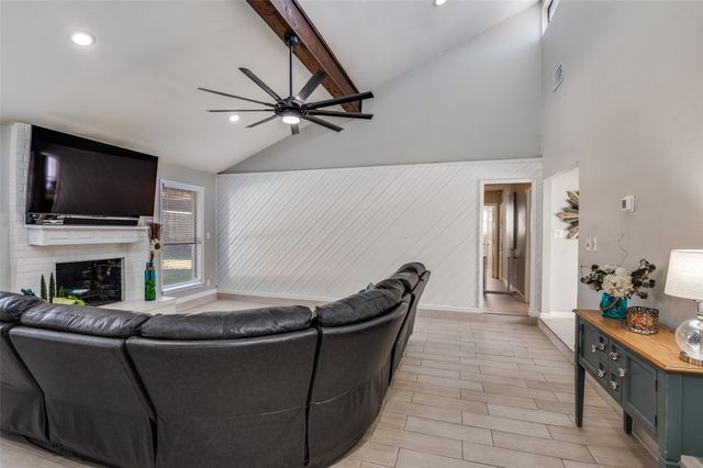 5009 Fairmount Drive, Arlington, TX 76017