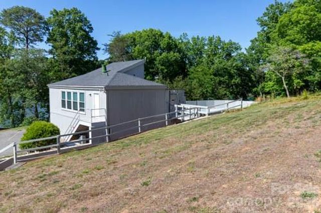 1050 21st Avenue Avenue NW 90, Hickory, NC 28604