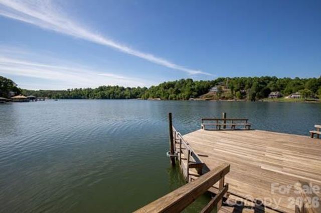 1050 21st Avenue Avenue NW 90, Hickory, NC 28604