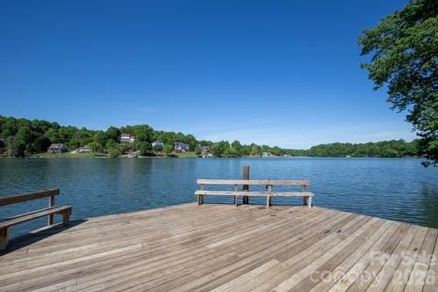 1050 21st Avenue Avenue NW 90, Hickory, NC 28604