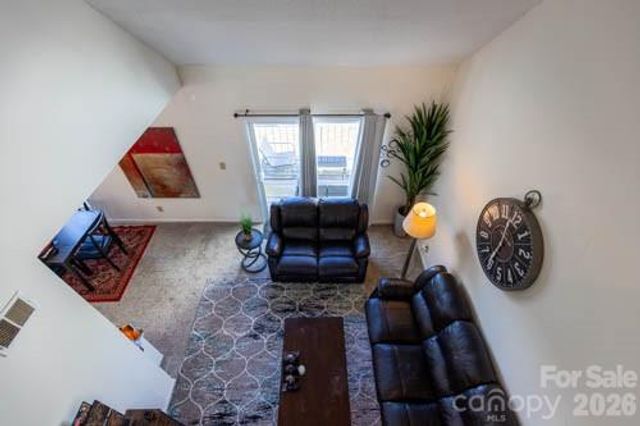 1050 21st Avenue Avenue NW 90, Hickory, NC 28604