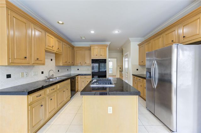 1502 Ashbury Park Lane, Houston, TX 77077