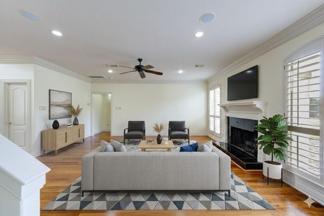 1502 Ashbury Park Lane, Houston, TX 77077