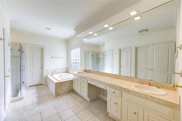 1502 Ashbury Park Lane, Houston, TX 77077