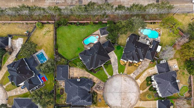 1502 Ashbury Park Lane, Houston, TX 77077