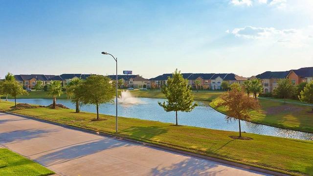 1502 Ashbury Park Lane, Houston, TX 77077