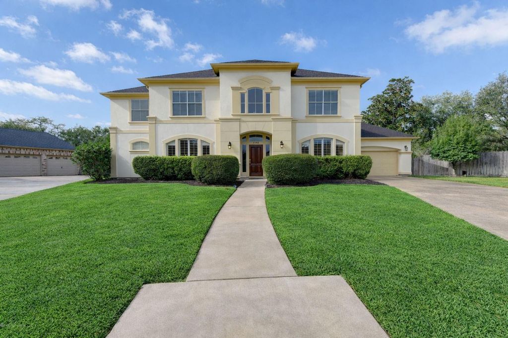 1502 Ashbury Park Lane, Houston, TX 77077