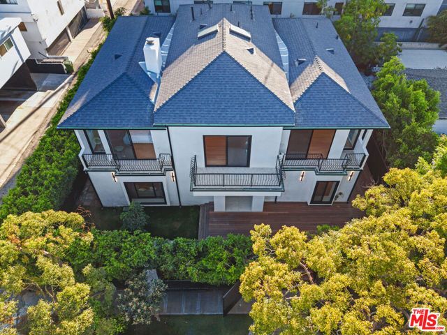 3943 Wade Street, Los Angeles, CA 90066
