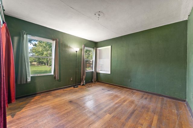 2800 E 73rd Avenue, Merrillville, IN 46410