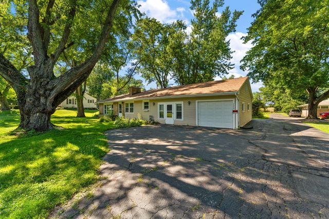 2800 E 73rd Avenue, Merrillville, IN 46410