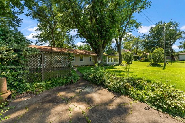 2800 E 73rd Avenue, Merrillville, IN 46410