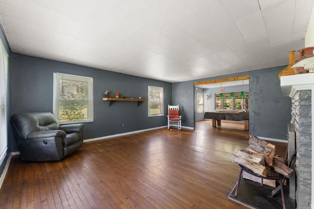 2800 E 73rd Avenue, Merrillville, IN 46410