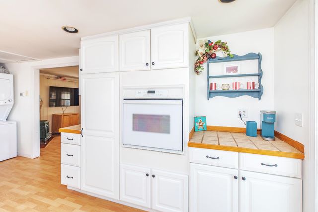 21 Fuller Acres Apt 4, Hampton, NH 03842