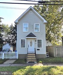 1016 COLUMBIA BLVD, National Park, NJ 08063