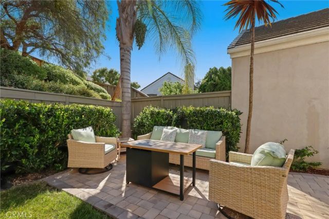 22 Misty Creek Lane, Laguna Hills, CA 92653